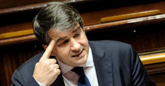 “Parlano troppo”, la guerra  di Fitto alla Corte dei conti