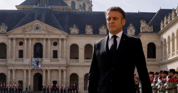 La Ue discute di asset russi per armare Kiev. I cittadini: “Stop aiuti”