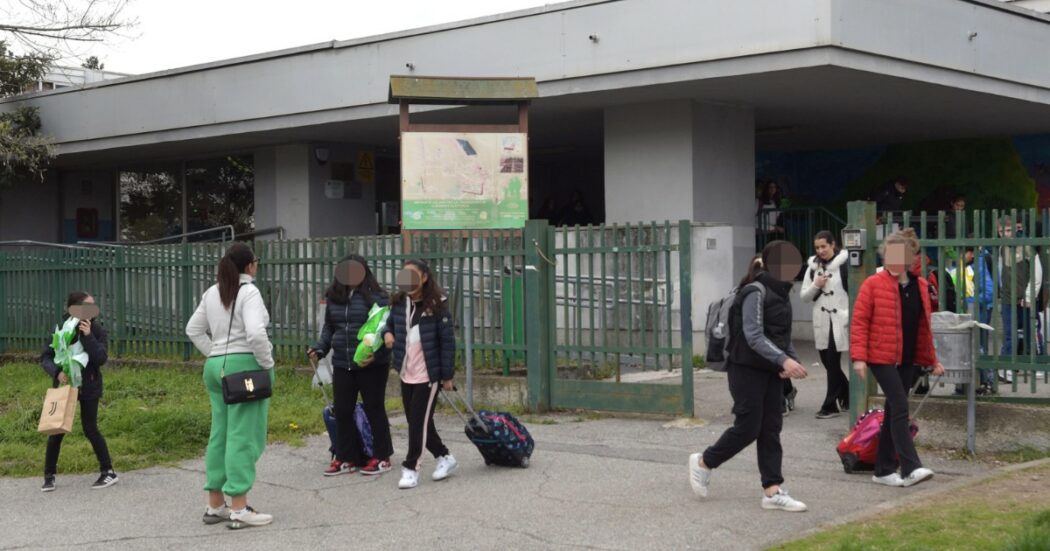 Scuola di Pioltello, la decisione dell’ufficio scolastico regionale sulla festività per il Ramadan: “Il preside deve annullare la delibera”
