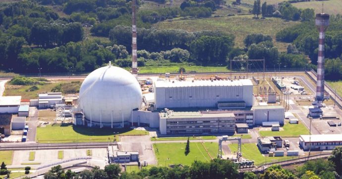 Copertina di Nucleare, FI si muove: “Subito nuovi impianti, garantisce Eni”