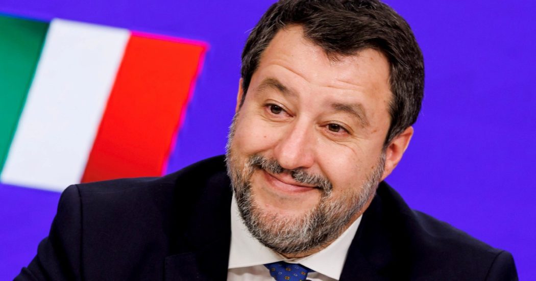 Salvini: ‘Sì alle mini case, bene per studenti e lavoratori’. Sui social lo blastano: ‘Favore ai proprietari di topaie’, ‘Vacci tu con la fidanzata’