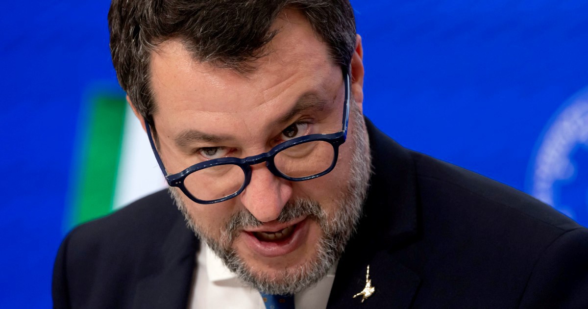 Salvini pedagogista vuole un tetto agli alunni stranieri: la paura dell’invasore entra in classe
