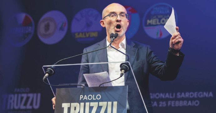 Cagliari: Truzzu lascia il posto da sindaco, ma prima intitola piazza a Sergio Ramelli