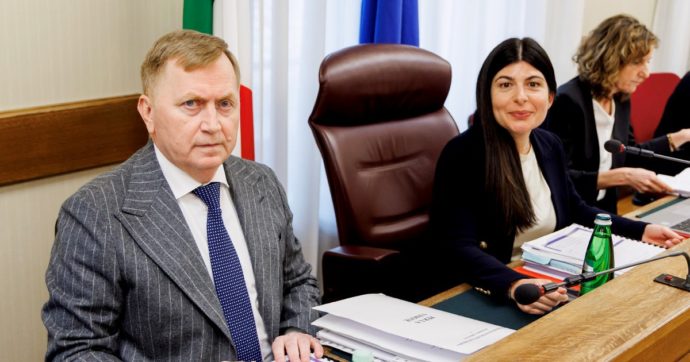 “Striano ricevette encomi ed elogi, anche da De Raho”