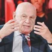 Copertina di Prove di psico-test per le future toghe:  vuoi bene a Giorgia?