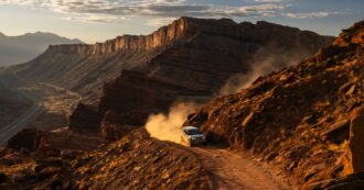 Copertina di Land Rover Defender OCTA, quando l’avventura diventa performance estrema