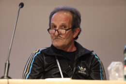 Copertina di Beniamino Zuncheddu, l’ex ergastolano sardo risarcito con 28mila euro: “Rinchiuso per anni in celle minuscole e senza acqua calda”