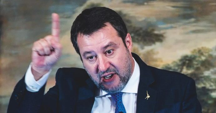 Copertina di Tar boccia Salvini: “Serrata trasporti, errato precettare”