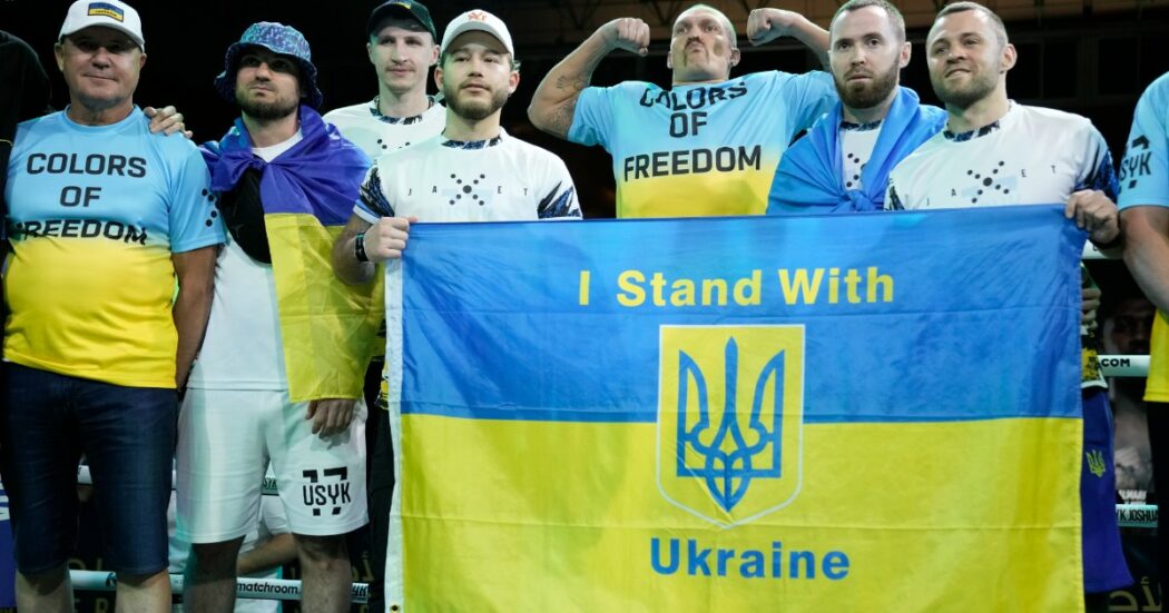 Kiev, neanche la guerra ferma la boxe. L’organizzatore: “Non è facile, quando iniziano i raid siamo costretti a bloccare tutto. Ma andiamo avanti”