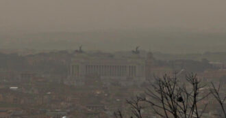 Copertina di Roma avvolta dalla foschia: la sabbia del Sahara ha raggiunto la Capitale e il cielo assume tinte ocra – Video