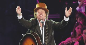 Copertina di Zucchero: “Senza live non è vita. Punto a riempire San Siro”. E su Sanremo: “Ha davvero stracciato i maroni” – L’intervista di Andrea Scanzi