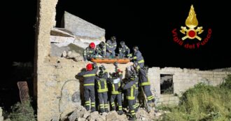 Copertina di Nuoro, crolla il solaio in un vecchio edificio abbandonato: morti due ragazzi di 14 e 15 anni