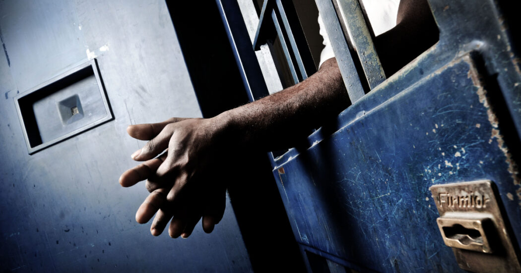 Giovane detenuto suicida in carcere a Cagliari. 25 i casi da inizio 2024. “In Italia c’è pena di morte di fatto”