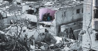 Copertina di Il dialogo e il sangue senza ritorno