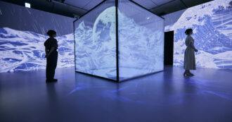 Copertina di I segreti dei mondi fluttuanti del Giappone in una mostra immersiva al Tenoha di Milano