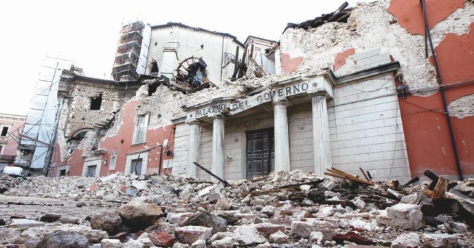 Copertina di L’Aquila, 15 anni fa sisma causò 309 morti