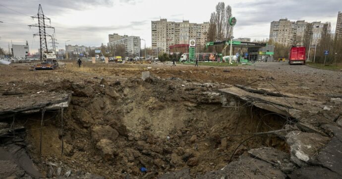 Guerra in Ucraina, continua l’avanzata russa. Kiev: la situazione al fronte è “particolarmente difficile”