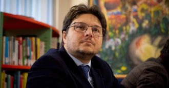 Copertina di Inchiesta antimafia, Gallo jr. lascia: guai sulle Regionali dem