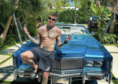 Copertina di “Fedez fai il paladino dei poveri e ostenti ricchezza”, “Secondo me con le donne…”: il rapper risponde agli haters (a tono)