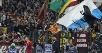 Copertina di Derby Roma-Lazio, la decisione del giudice sportivo su Mancini: nessuna squalifica per la bandiera col topo