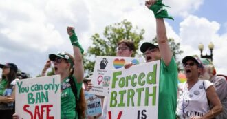 Copertina di Aborto, anche la Corte suprema dell’Arizona ha varato un divieto quasi totale dell’aborto