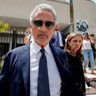 Copertina di Bari, Laforgia fa la mossa: “Su di me decidano i partiti”