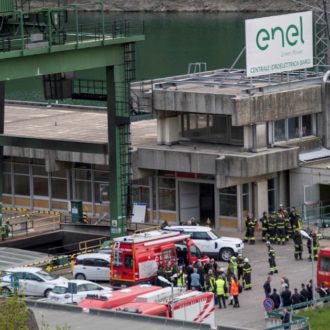 Copertina di Esplosione nella centrale Enel: almeno 3 morti e 4 dispersi
