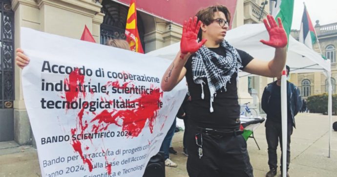 Copertina di Atenei, la protesta pacifica per Bernini è “inaccettabile”