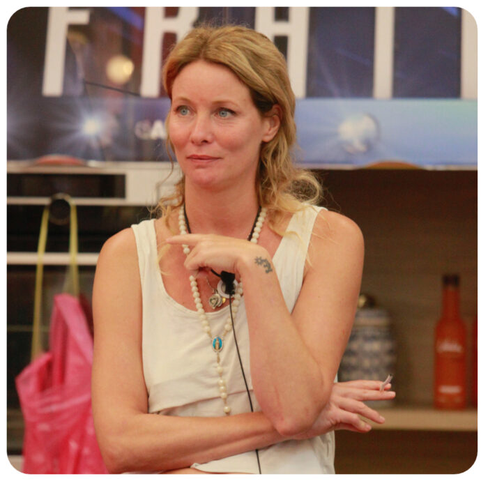 Flavia Vento vuota il sacco: “Io e Francesco Totti ci siamo amati due volte nel 2001 e nel 2005, prima che sposasse Ilary Blasi. Mi sono sentita usata”