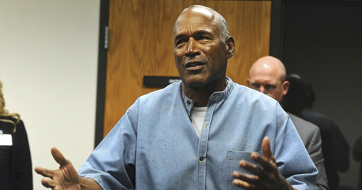 Morto l’ex giocatore di football americano O.J. Simpson, aveva 76 anni. Fu accusato e assolto dall’accusa di duplice omicidio