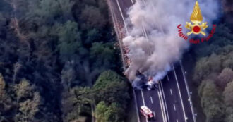 Copertina di Incidente sull’A1, un camion prende fuoco: autostrada chiusa, 11 chilometri di coda