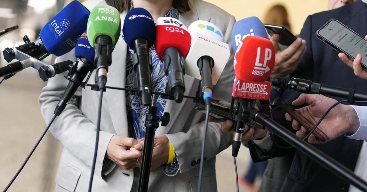 Carcere per i giornalisti, Reporter senza frontiere: “Scandaloso, passo indietro per l’Italia”. E Gratteri: “Si partì con la Cartabia e nessuno parlò”