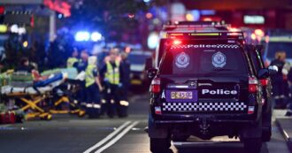 Copertina di Sydney, attacco in un centro commerciale: 6 morti. Ucciso l’assalitore. “Escluso il terrorismo”
