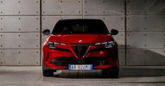Copertina di Alfa Romeo cambia nome al modello Milano dopo le proteste di Urso: “Si chiamerà Junior”