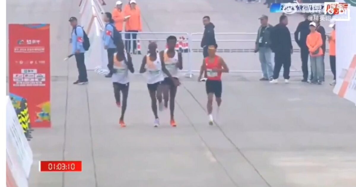 Scandal at the Beijing half marathon: they slow down on purpose to let the Chinese He Jie win
