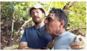 Copertina di Isola dei Famosi, scatta la lite tra Peppe Di Napoli e Francesco Benigno: “Fallito”, “Si deve svegliare”. Anche Luxuria nel mirino delle critiche