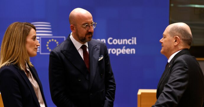 Michel al Consiglio Ue: “Invieremo armi all’Ucraina nei prossimi giorni. Necessarie sanzioni e isolamento per l’Iran”