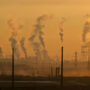 Copertina di Clima, l’Ue si prepara a un aumento di 2 gradi entro il 2050 ma delega i piani di adattamento ai singoli Stati. E l’Italia è ferma al palo