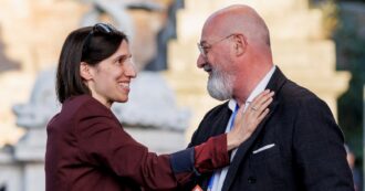 Copertina di Elly e Bonaccini in campo. Asse Orlando-Bettini