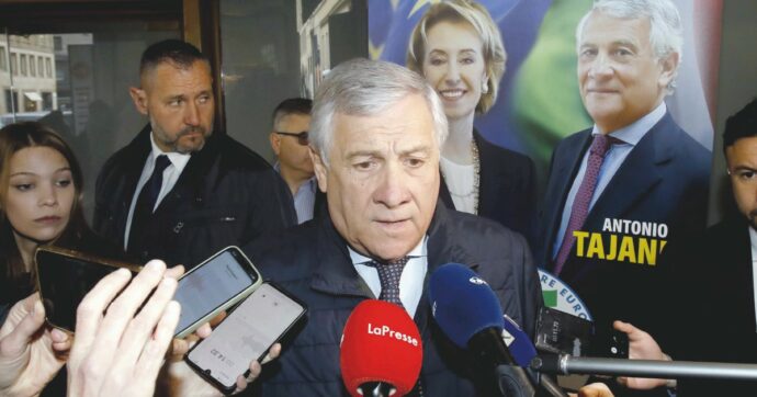 Copertina di “Non mi candido”: Elly, Meloni e Tajani e le promesse-bugie