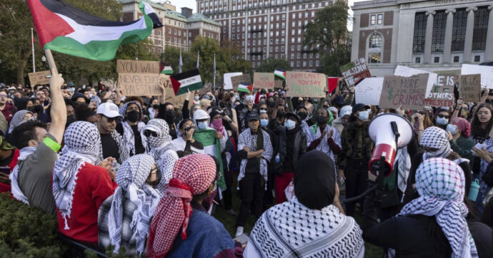 Alla Columbia University solo lezioni a distanza per disinnescare le mobilitazioni per la Palestina. Arresti a Yale