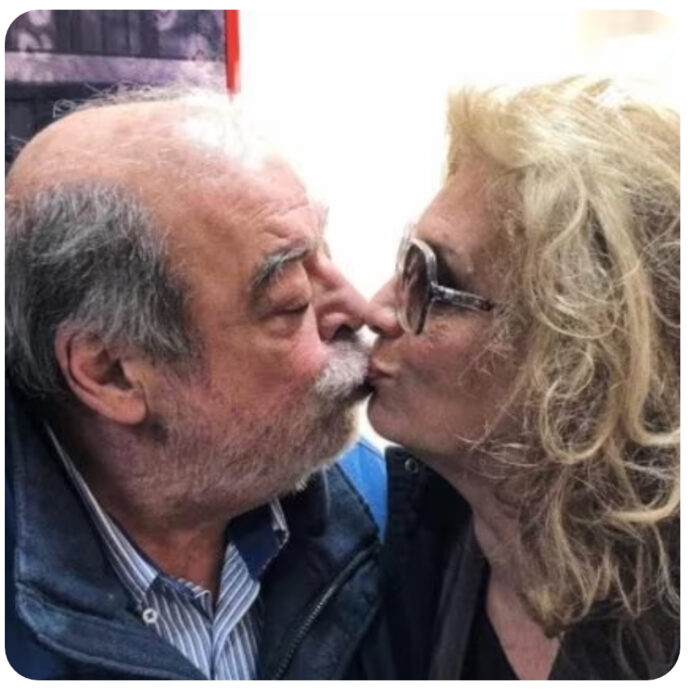 Verissimo, Iva Zanicchi: “Sospendo i concerti per stare vicino a mio marito Fausto. Lui mi dice io rimango qui con te e per te”