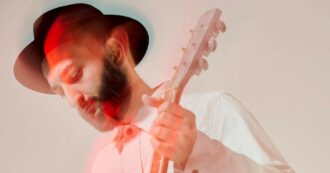 Copertina di Vasco Brondi: “Tra la montagna  di Cognetti e la vera nebbia  di Antonioni”