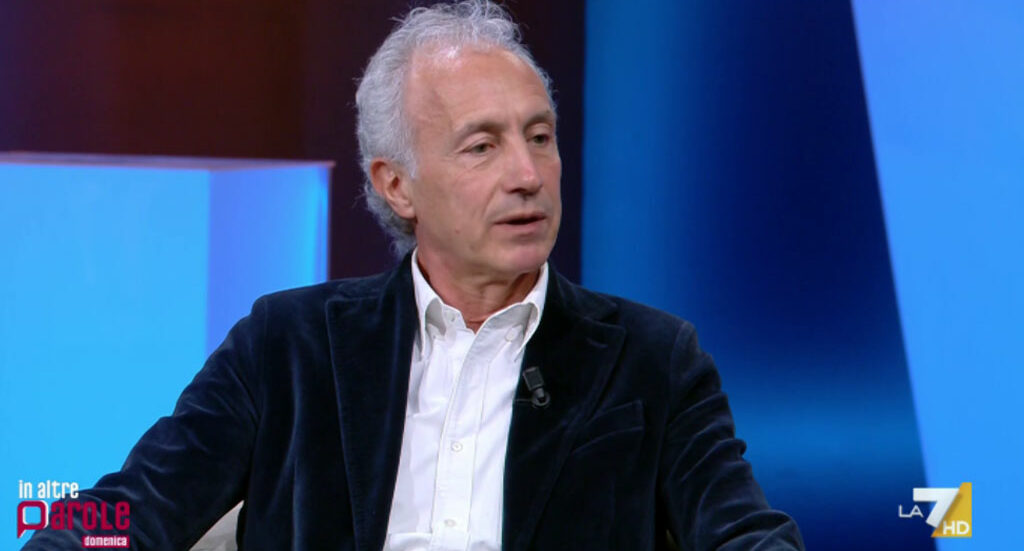 Travaglio a La7: “Quelli che dicono di avere paura del comunismo in realtà temono che qualcuno gli faccia pagare le tasse”