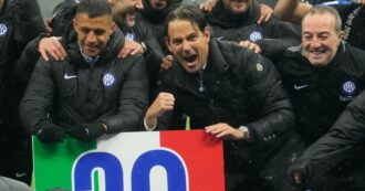 Copertina di Inter, Simone Inzaghi festeggia lo scudetto: “Sensazione bellissima. Era vinto già a marzo”. Le parole dell’allenatore