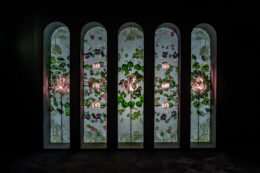 Copertina di Buccellati “The Prince of Goldsmiths”: una storia di oltre 110 anni di maestria orafa in mostra a Venezia