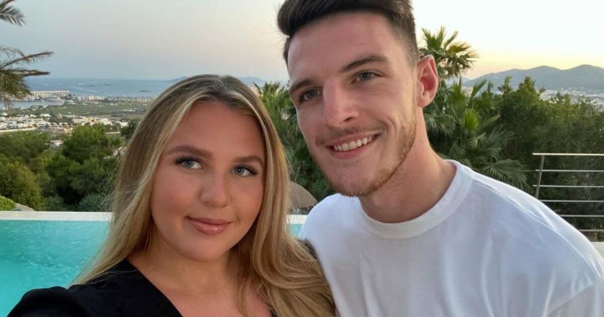 “Potrebbe trovare di meglio”: la fidanzata di Declan Rice, una normale ragazza 24enne, costretta a sparire da Instagram per gli insulti