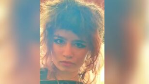 Copertina di Scomparsa la 16enne Mint Butterfield, figlia di una coppia di miliardari della Silicon Valley: “La cercano nel quartiere della droga di San Francisco”