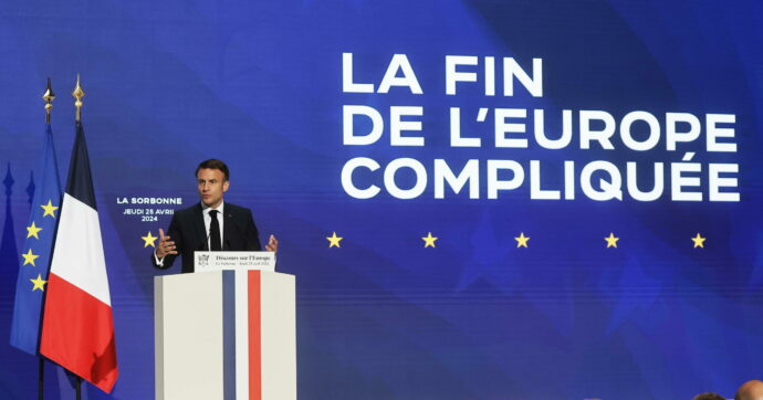 Copertina di Il doppio gioco di Macron: parlare dell’Europa per correre in aiuto di Valérie Hayer