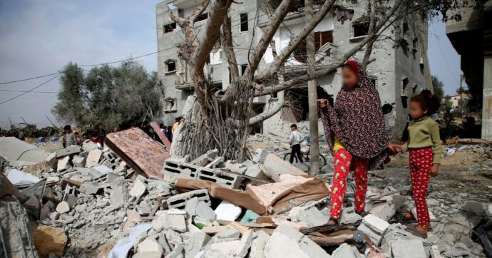 Copertina di Diario da Rafah: "Sarò sfollata per la quarta volta all’interno della stessa città, siamo terrorizzati"
